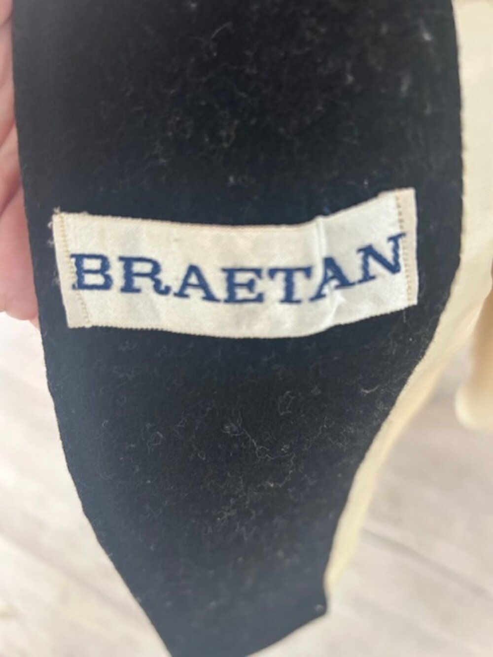 Braetan Beige Coat - Picture 5 of 5